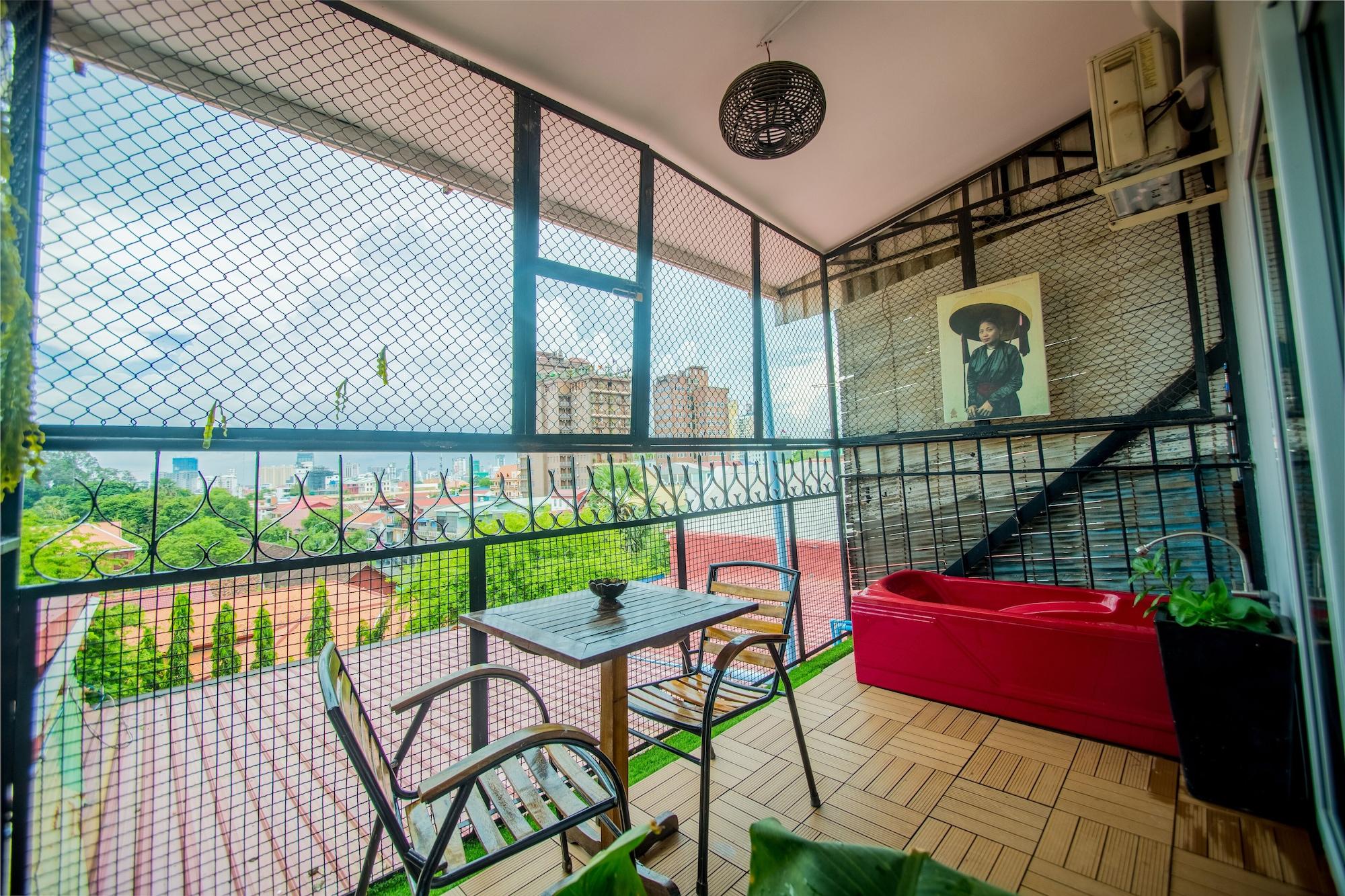 פנום פן The Artist Residence מראה חיצוני תמונה